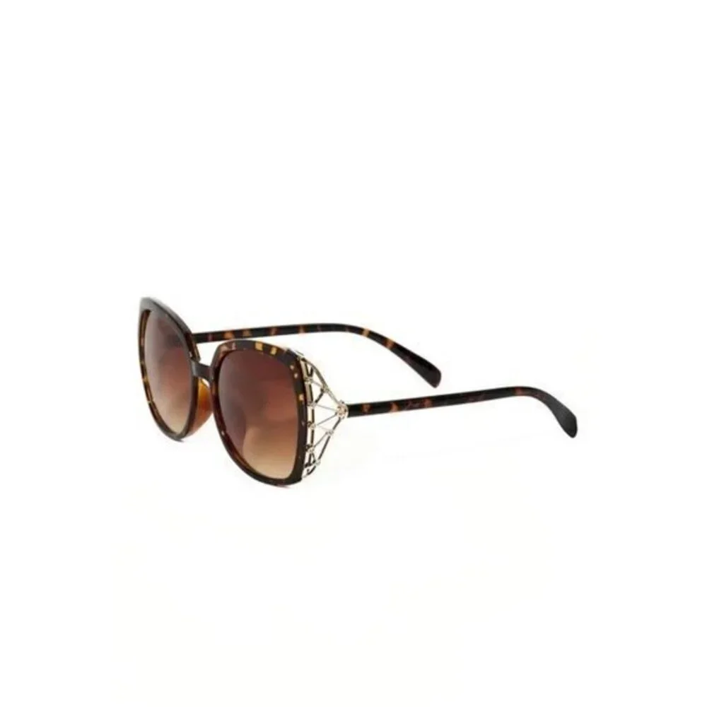 Cross My Way Round Frame Rhinestone Temple Sunglasses Tortoise‎